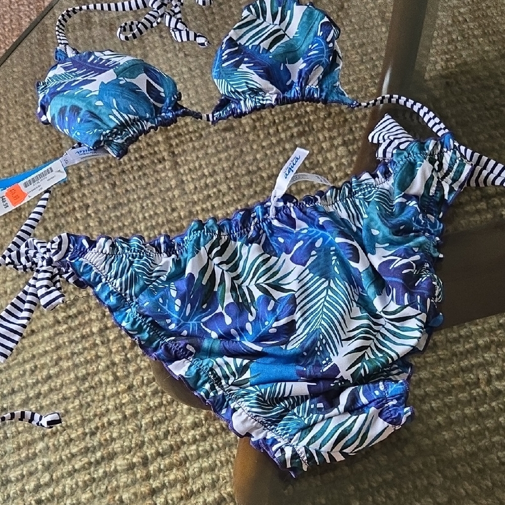 Reversible Bikini - Picture 3 of 5